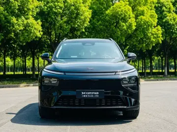 2026 Xpeng G9 с пробегом 100 км