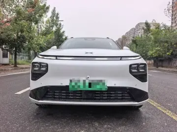 2026 Xpeng G9 с пробегом 7 900 км