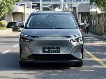 2026 Xpeng X9 с пробегом 5 100 км