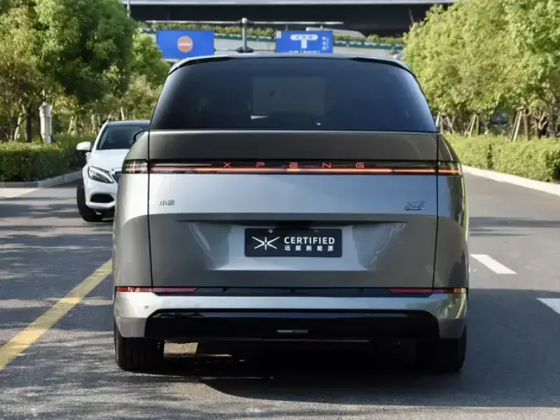 2026 Xpeng X9 с пробегом 5 100 км
