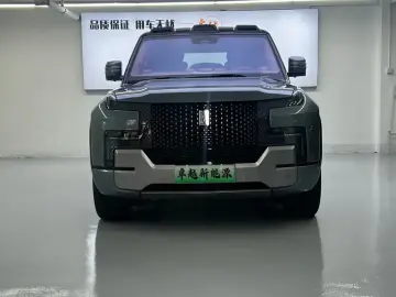 2023 BYD Yangwang U8 с пробегом 59 000 км