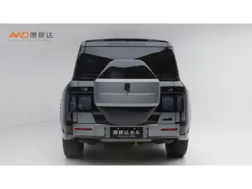 2023 BYD Yangwang U8 с пробегом 40 800 км