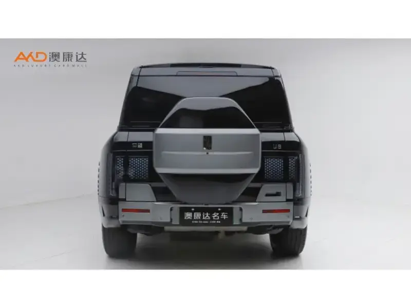 2023 BYD Yangwang U8 с пробегом 40 800 км