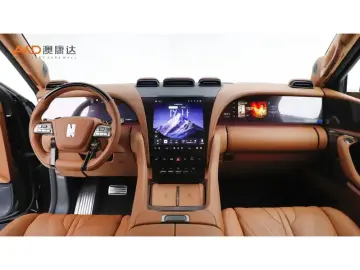 2023 BYD Yangwang U8 с пробегом 40 800 км