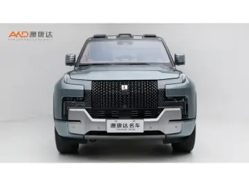 2023 BYD Yangwang U8 с пробегом 16 100 км