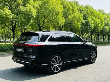 2024 Xpeng G9 с пробегом 66 000 км