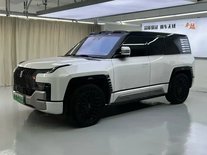 2023 BYD Yangwang U8 с пробегом 63 000 км