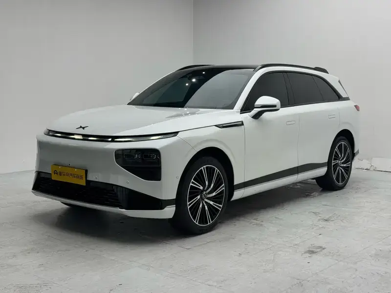 2022 Xpeng G9 с пробегом 81 000 км
