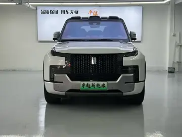 2023 BYD Yangwang U8 с пробегом 63 000 км