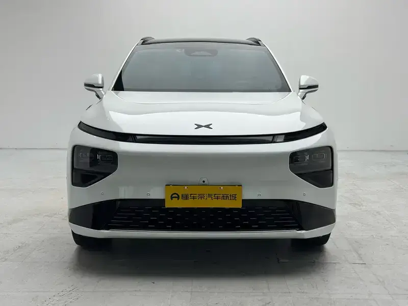 2022 Xpeng G9 с пробегом 81 000 км
