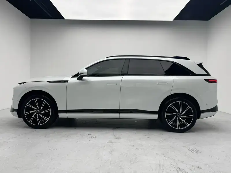2022 Xpeng G9 с пробегом 81 000 км
