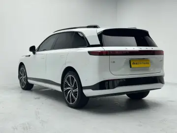 2022 Xpeng G9 с пробегом 81 000 км