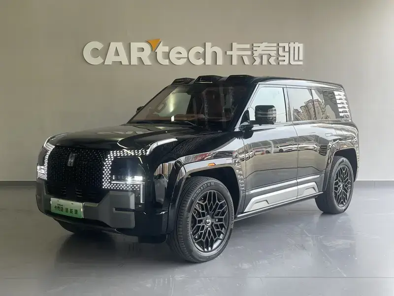 2023 BYD Yangwang U8 с пробегом 82 000 км