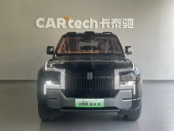 2023 BYD Yangwang U8 с пробегом 82 000 км