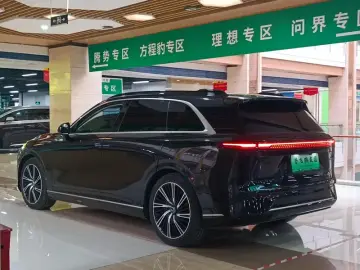 2024 Xpeng G9 с пробегом 58 000 км