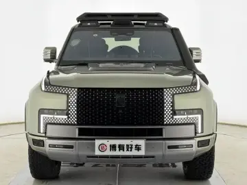 2024 BYD Yangwang U8 с пробегом 8 700 км