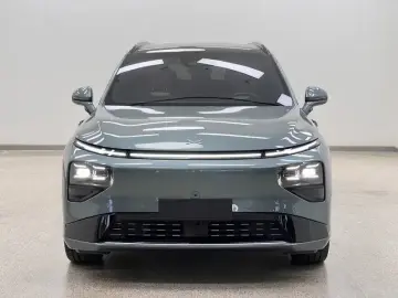 2025 Xpeng G9 с пробегом 20 900 км