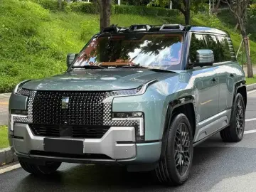 BYD Yangwang U8