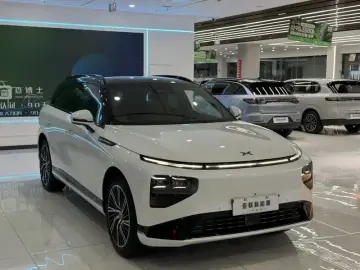 2026 Xpeng G9 с пробегом 15 000 км