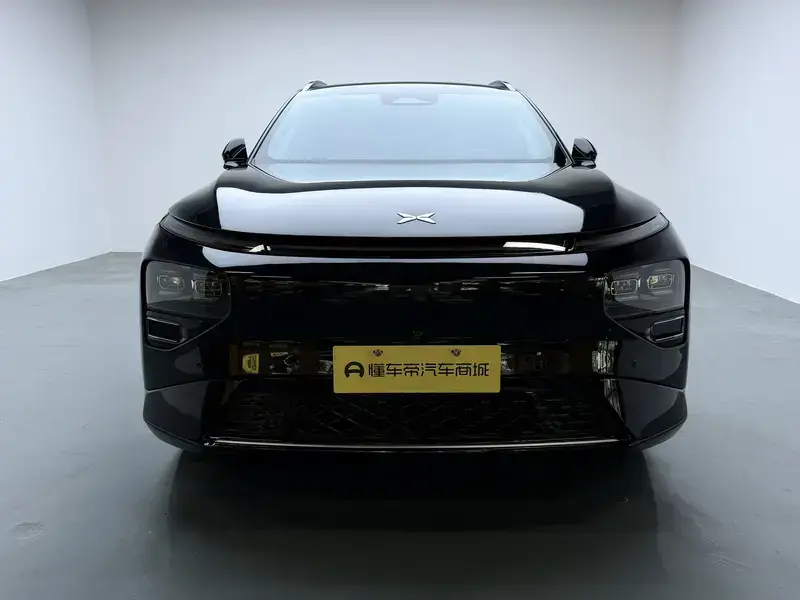 2024 Xpeng G9 с пробегом 59 000 км