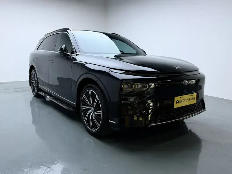 2024 Xpeng G9 с пробегом 59 000 км