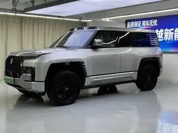 BYD Yangwang U8