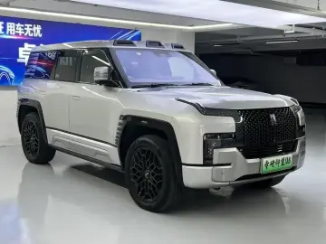 2023 BYD Yangwang U8 с пробегом 45 000 км