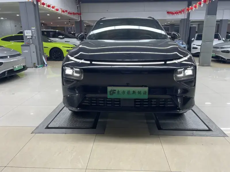2026 Xpeng G9 с пробегом 15 000 км