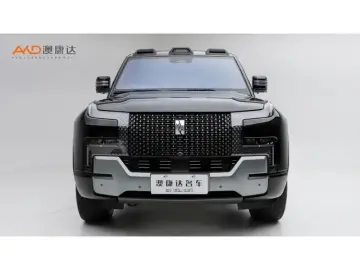 2023 BYD Yangwang U8 с пробегом 35 300 км