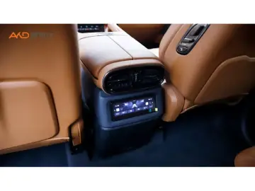 2023 BYD Yangwang U8 с пробегом 35 300 км