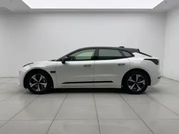 2023 Zeekr 001 с пробегом 49 000 км
