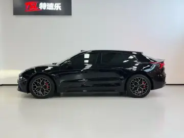 2025 Zeekr 001 с пробегом 34 100 км