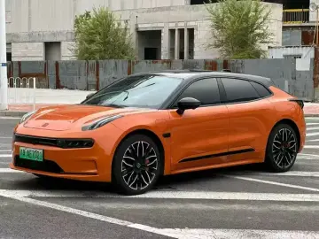 2023 Zeekr 001 с пробегом 120 000 км