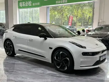 2023 Zeekr 001 с пробегом 63 000 км