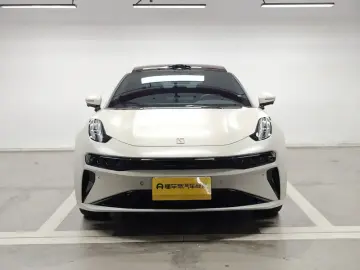 2025 Zeekr 001 с пробегом 48 500 км