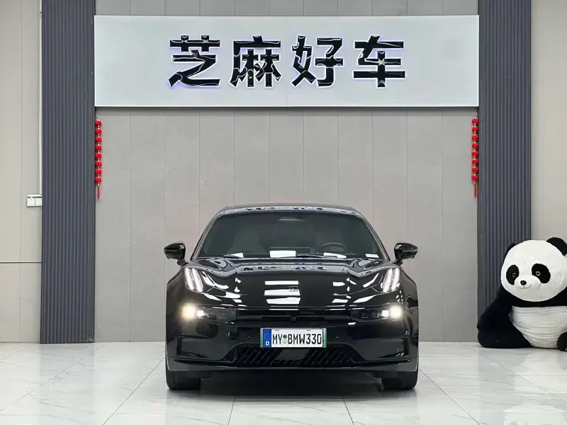 2023 Zeekr 001 с пробегом 81 000 км