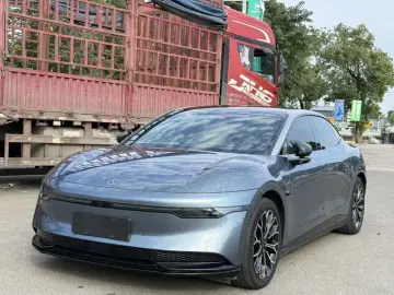 Zeekr 007