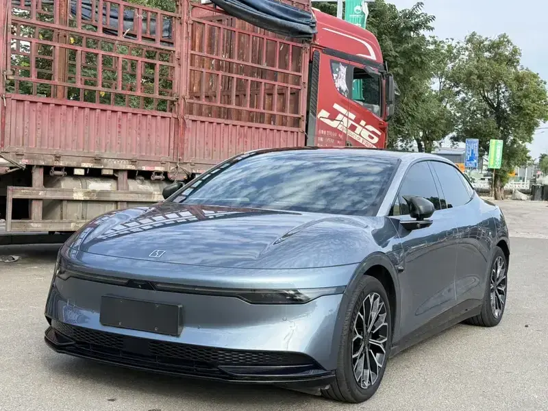 2024 Zeekr 007 с пробегом 84 000 км