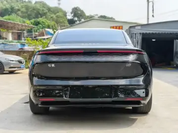 2025 Zeekr 007 с пробегом 83 000 км