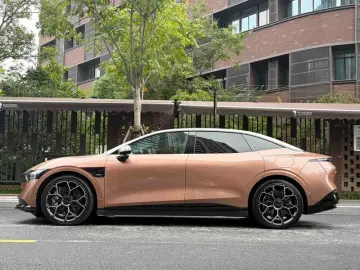 2024 Zeekr 007 с пробегом 43 000 км