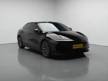 2024 Zeekr 007 с пробегом 13 400 км