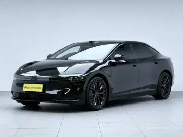 2025 Zeekr 007 с пробегом 23 200 км