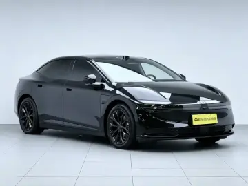 2025 Zeekr 007 с пробегом 23 200 км