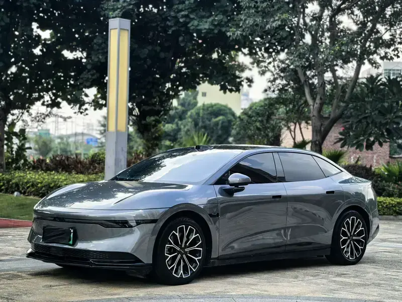 2024 Zeekr 007 с пробегом 26 000 км