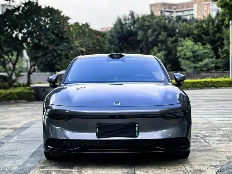 2024 Zeekr 007 с пробегом 26 000 км