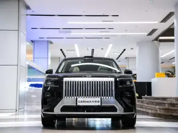 2026 Zeekr 8X с пробегом 100 км