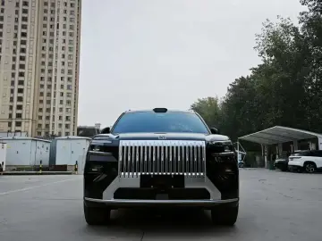 2026 Zeekr 8X с пробегом 1 000 км