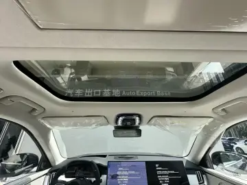 2026 Zeekr 8X с пробегом 200 км