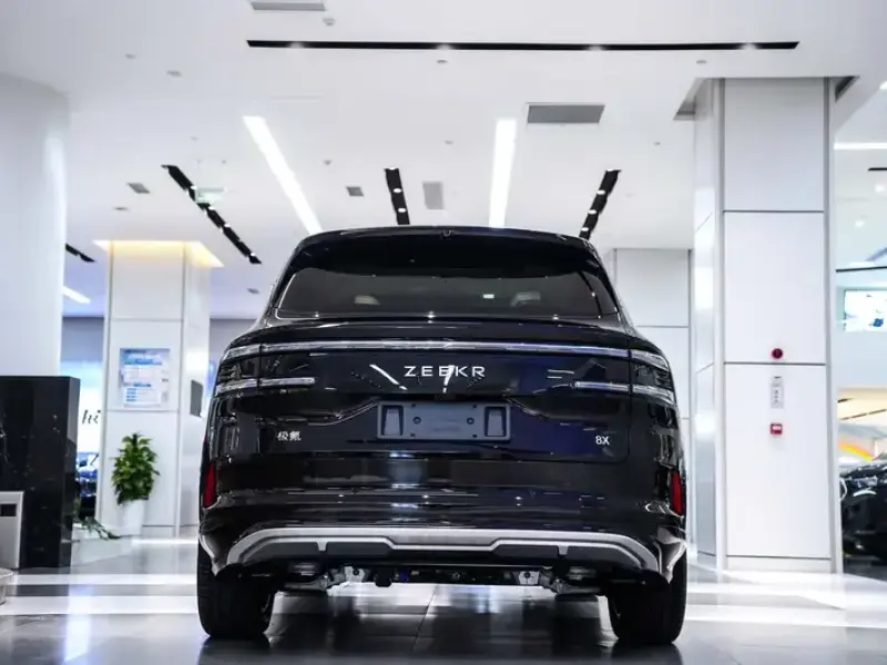 2026 Zeekr 8X с пробегом 100 км