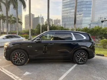 2026 Zeekr 8X с пробегом 100 км